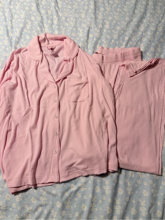 SKIMS Other - SKIMS Pink Ribbed Button-Up Pajama Set
